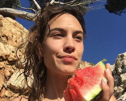 娱乐圈吃瓜图片素材视频,吃瓜图片素材视频大曝光!